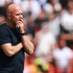 بعد-إقالته-من-ليفربول-أول-عرض-إنجليزي-يصل-لأرني-سلوت.jpg