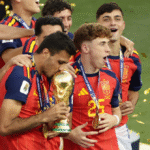 رودري-من-منصة-التتويج-بكأس-العالم-إلى-غرفة-العمليات.png