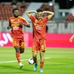 لقطة-غريبة-القادسية-يستغل-انشغال-حارس-الطائي-ويسجل-هدفا-مثيرا.jpg