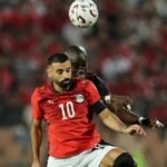 منتخب-مصر-يخرج-بخيبة-أمل-من-استاد-القاهرة-الدولي-فيديو.jpg