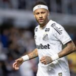 نيمار-يستقبل-زميلا-جديدا-من-نجوم-أوروبا-في-سانتوس.jpg